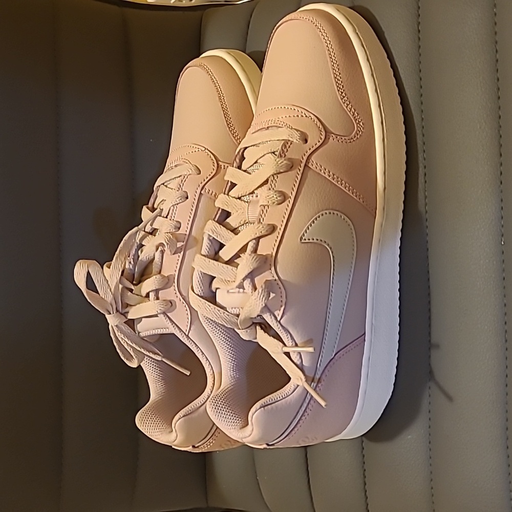 Brand New Womens Nike Ebernon Low Blush Pink and Cream Sneakers